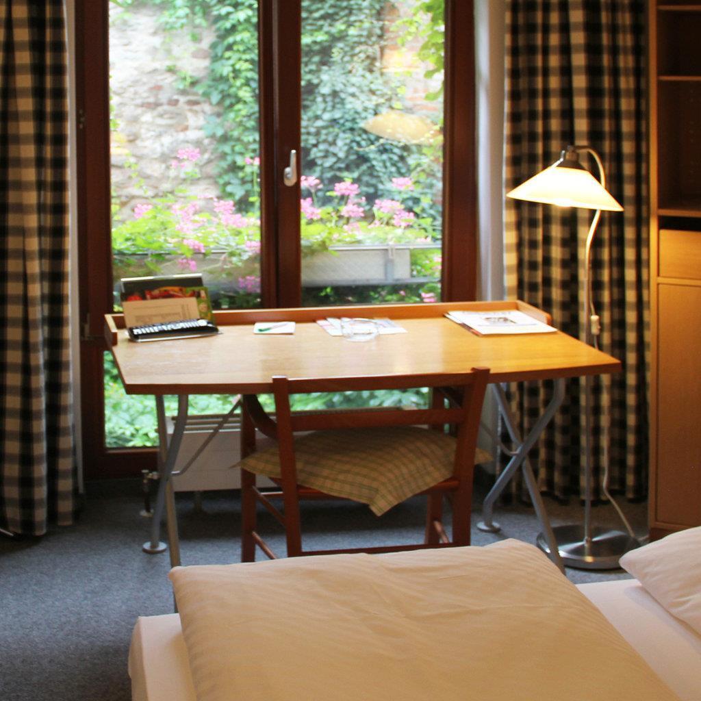 Hotel Agneshof Nuernberg Room photo